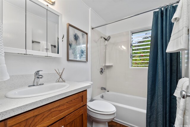3657 Woodlawn Dr, Honolulu, HI 96822 - full bathroom with shower / bath combo and vanity
