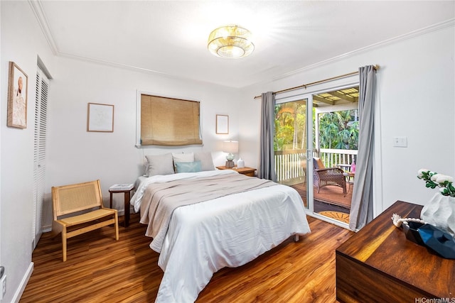 1408 Auwaiku St, Kailua, HI 96734 - bedroom with access to outside, wood finished floors, a closet, and crown molding