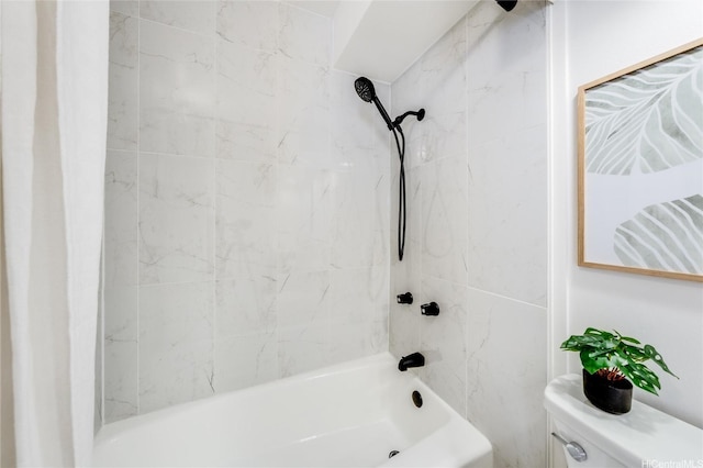 906 Lehua Ave Unit C301, Pearl City, HI 96782 - full bathroom featuring toilet and washtub / shower combination