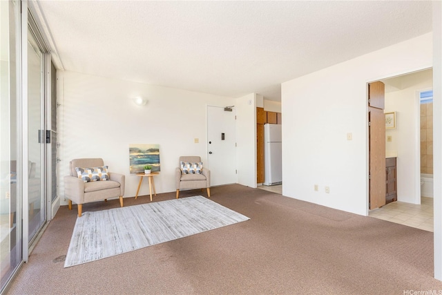 1122 Elm St Unit 809, Honolulu, HI 96814 - living area featuring light carpet