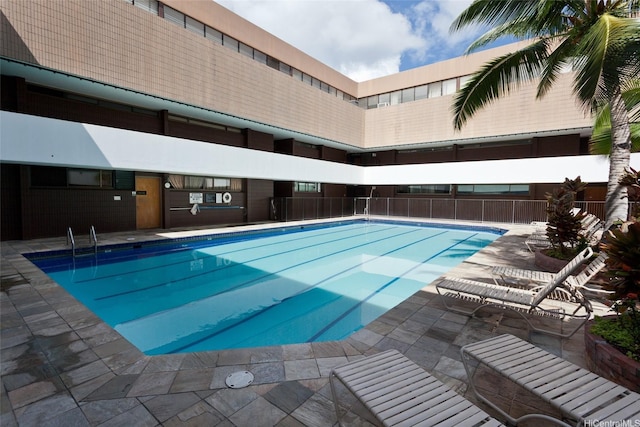 1088 Bishop St Unit 2201, Honolulu, HI 96813 - view of community pool