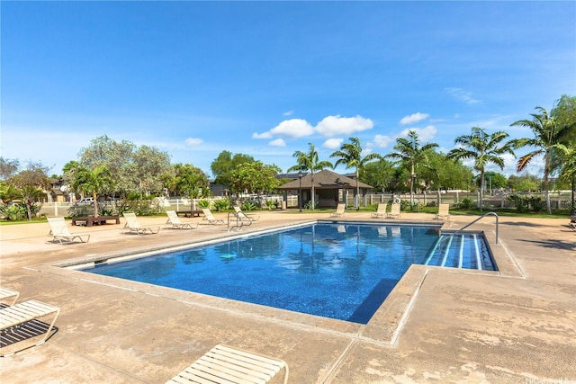 91-1083 Kanela St Unit T22, Ewa Beach, HI 96706 - community pool with a patio area