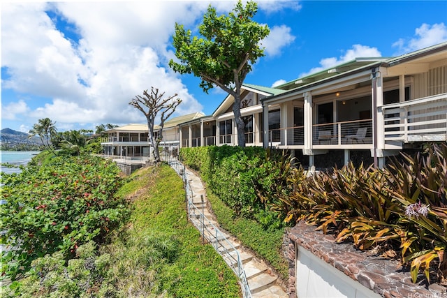 120 Hanapepe Loop, Honolulu, HI 96825 - view of yard with a water view