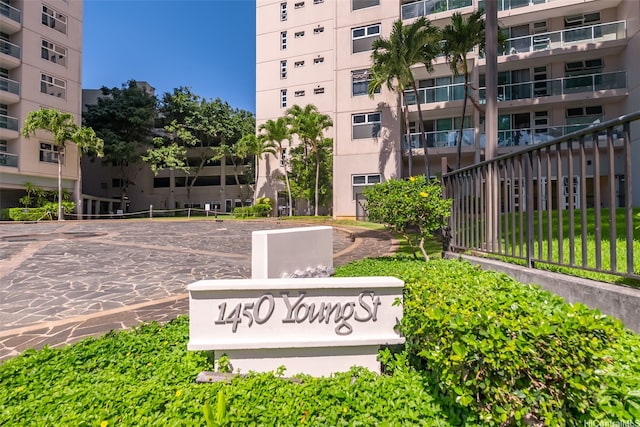 1450 Young St Unit 2004, Honolulu, HI 96814 - view of community / neighborhood sign