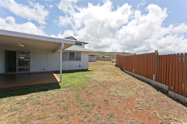 3516 Ala Aloalo Pl, Honolulu, HI 96818 - view of yard with a patio