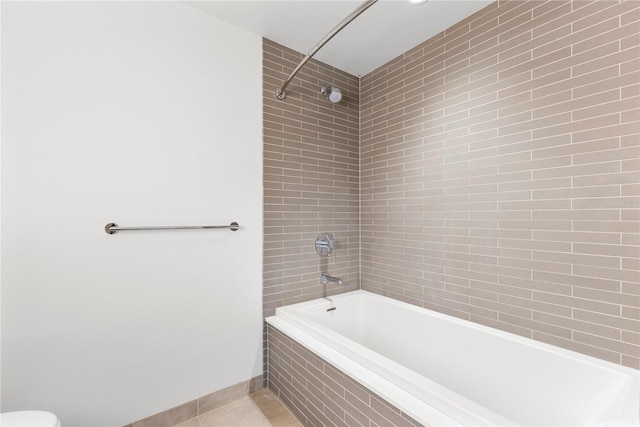 1001 Queen St Unit 1815, Honolulu, HI 96814 - full bath with tile patterned flooring, tiled shower / bath combo, and toilet