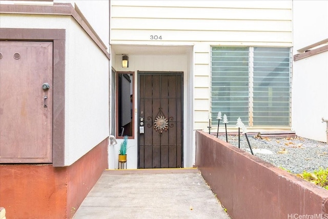 98-380 Koauka Loop Unit 304, Aiea, HI 96701 - view of doorway to property
