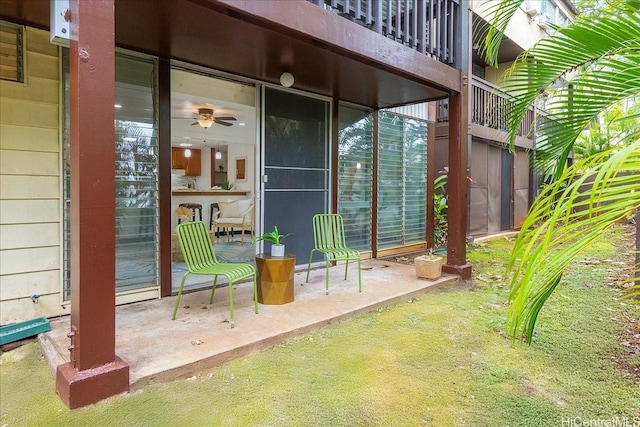 98-380 Koauka Loop Unit 304, Aiea, HI 96701 - view of patio / terrace