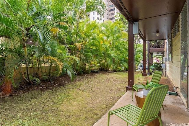 98-380 Koauka Loop Unit 304, Aiea, HI 96701 - view of grassy yard