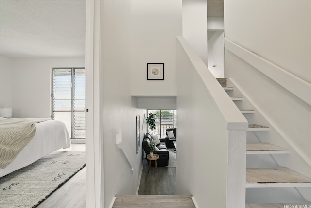 92-956 Makakilo Dr Unit 65, Kapolei, HI 96707 - staircase featuring wood finished floors