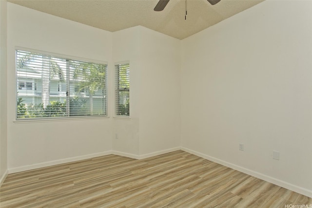 95-1030 Ainamakua Dr Unit 4, Mililani, HI 96789 - unfurnished room with plenty of natural light, light wood-type flooring, baseboards, and a ceiling fan