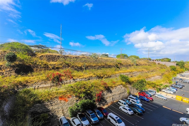 801 Ala Nioi Pl Unit 706, Honolulu, HI 96818 - view of uncovered parking lot