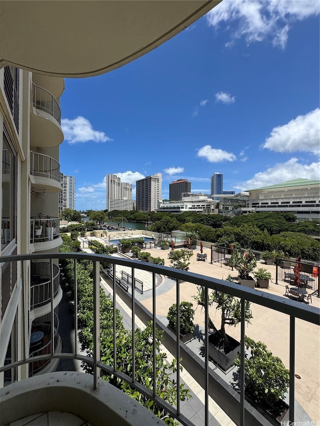 1717 Ala Wai Blvd Unit 501, Honolulu, HI 96815 - balcony featuring a city view