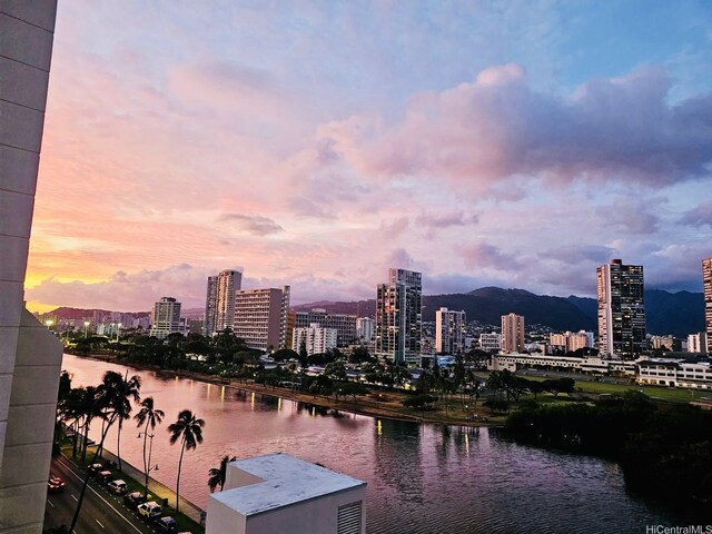 2233 Ala Wai Blvd Unit 10C, Honolulu, HI 96815 - city view featuring a large body of water