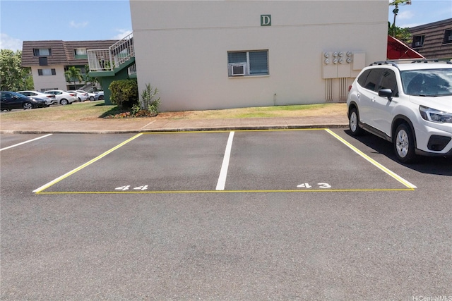 4280 Salt Lake Blvd Unit D23, Honolulu, HI 96818 - view of uncovered parking lot
