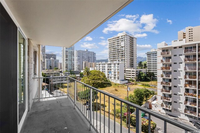 222 Liliuokalani Ave Unit 702, Honolulu, HI 96815 - photo 9