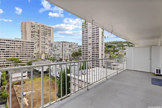 1333 Heulu St Unit 808, Honolulu, HI 96822 - balcony with a city view