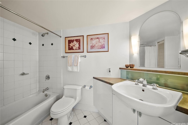 801 S King St Unit 1109, Honolulu, HI 96813 - bathroom featuring tile patterned floors, shower / tub combo, toilet, and a sink