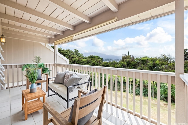 44-140-5MUIPL Mui Pl Unit 2705, Kaneohe, HI 96744 - balcony featuring an outdoor living space