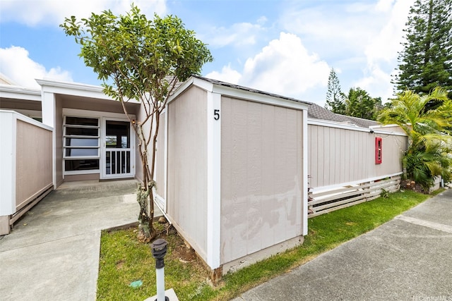 44-140-5MUIPL Mui Pl Unit 2705, Kaneohe, HI 96744 - view of outdoor structure