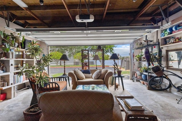 515 Keolu Dr Unit H, Kailua, HI 96734 - garage with a garage door opener