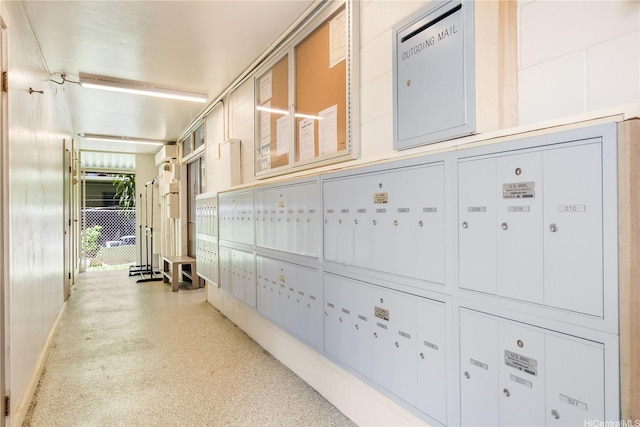 1519 Kaumualii St Unit 316, Honolulu, HI 96817 - corridor featuring mail area