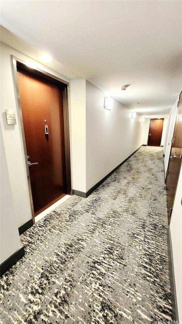 1200 Queen Emma St Unit 2804, Honolulu, HI 96813 - hall featuring baseboards and carpet