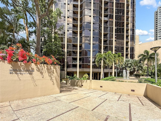60 N Beretania St Unit 909, Honolulu, HI 96817 - view of apartment building / complex