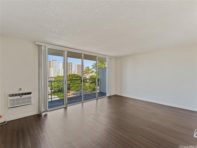 1941 Church Ln Unit 503, Honolulu, HI 96826 - photo 2