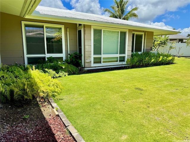 225 Aikane St, Kailua, HI 96734 - back of property with a yard