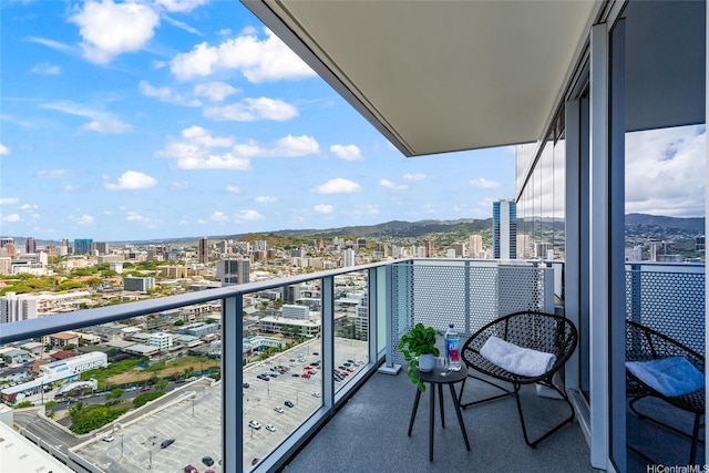 629 Keeaumoku St Unit 2912, Honolulu, HI 96814 - balcony featuring a view of city