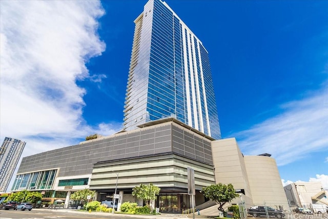 888 Kapiolani Blvd Unit 1512, Honolulu, HI 96813 - view of building exterior