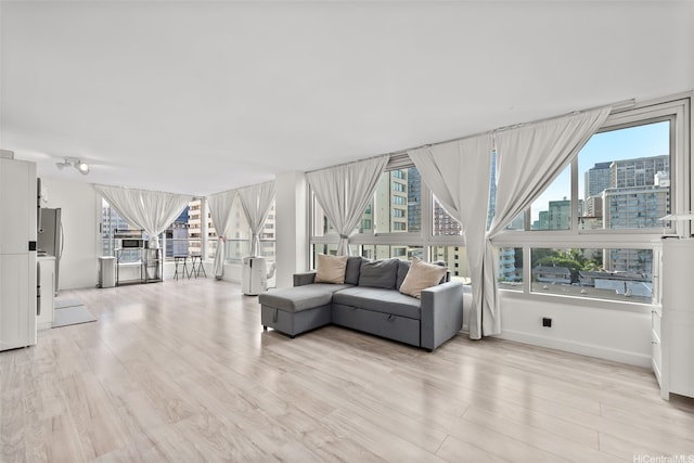 2421 Tusitala St Unit 803, Honolulu, HI 96815 - photo 1