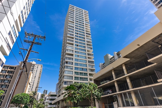 2421 Tusitala St Unit 803, Honolulu, HI 96815 - photo 16