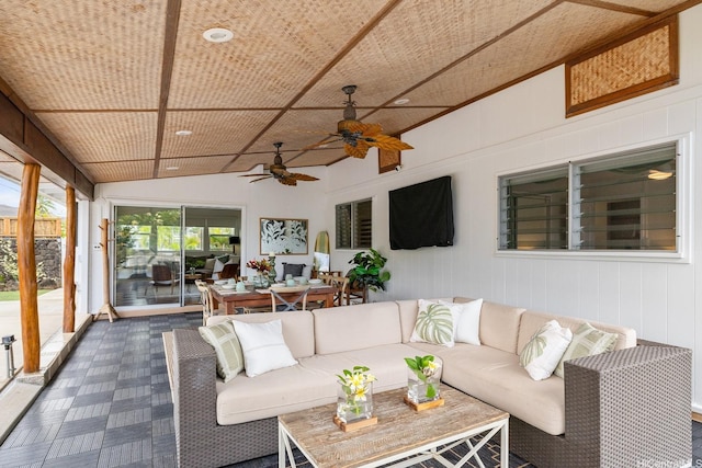 880 Akiu Pl, Kailua, HI 96734 - sunroom featuring lofted ceiling