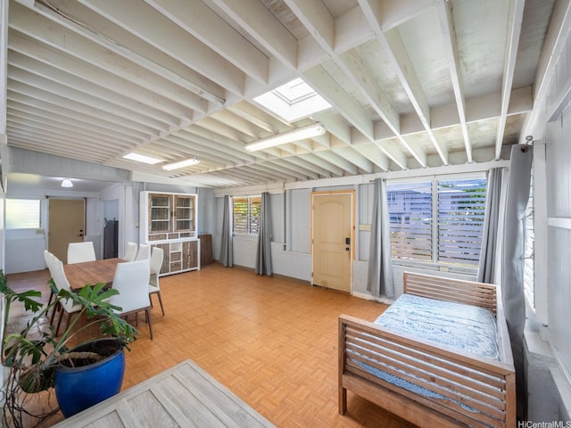 67-342 Kukea Cir, Waialua, HI 96791 - living room with a skylight