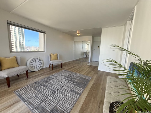 400 Hobron Ln Unit 2114, Honolulu, HI 96815 - living area with light wood finished floors and baseboards
