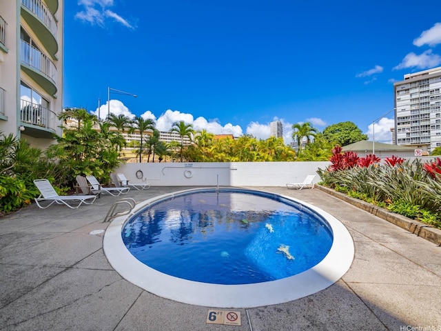 710 Lunalilo St Unit 402, Honolulu, HI 96813 - view of pool with a patio