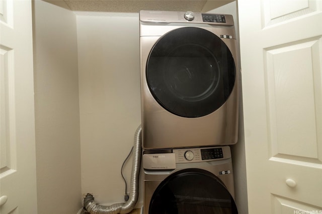 46-232 Kahuhipa St Unit B205, Kaneohe, HI 96744 - washroom with stacked washer / drying machine