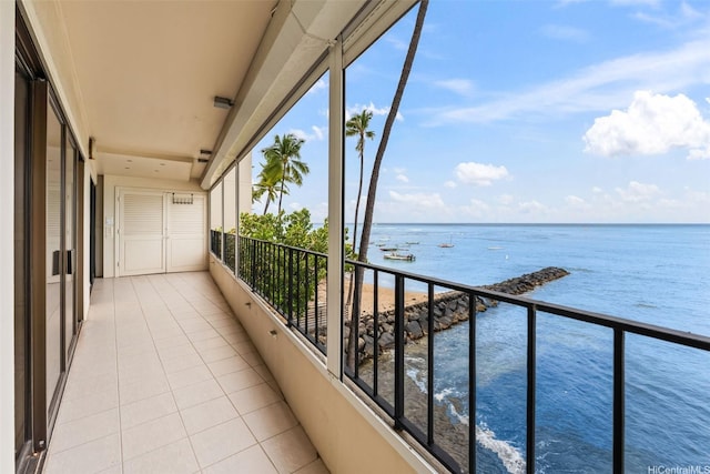 2893 Kalakaua Ave Unit 3, Honolulu, HI 96815 - balcony with a water view