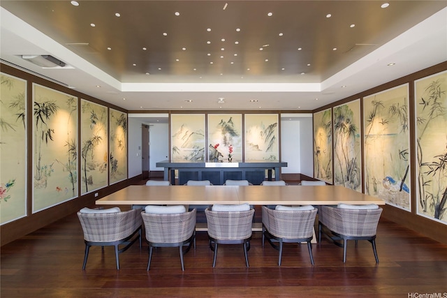 888 Kapiolani Blvd Unit 2703, Honolulu, HI 96813 - dining area with a raised ceiling, wood finished floors, and recessed lighting