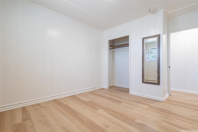 91-517 Pohakupuna Rd, Ewa Beach, HI 96706 - unfurnished bedroom featuring light wood-type flooring and ornamental molding