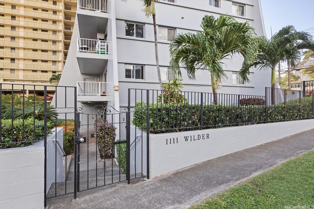 1111 Wilder Ave Unit 14B, Honolulu, HI 96822 - view of property