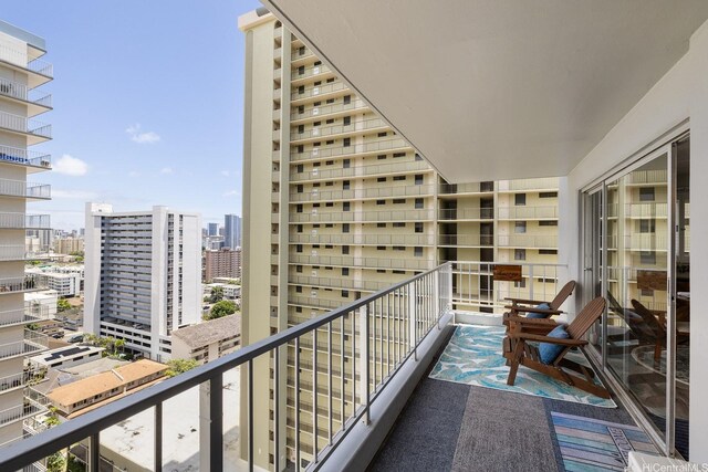 1111 Wilder Ave Unit 14B, Honolulu, HI 96822 - balcony with a view of city