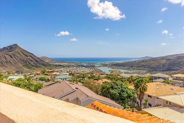 1062 Hoa St, Honolulu, HI 96825 - mountain view featuring nearby suburban area and a nearby body of water