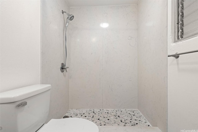 1447 Kewalo St Unit 101, Honolulu, HI 96822 - bathroom with tiled shower and toilet