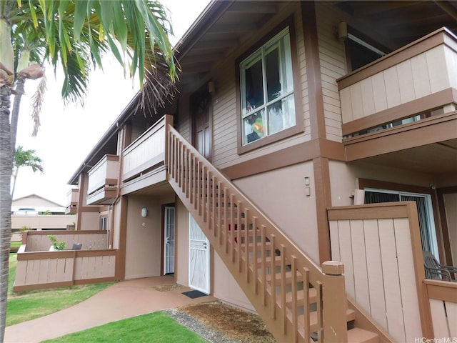 91-1060 Mikohu St Unit 5T, Ewa Beach, HI 96706 - view of building exterior with stairway