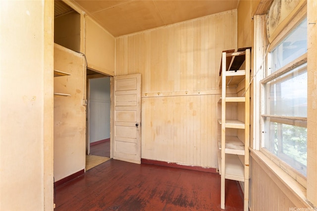 1305 Manua St, Wahiawa, HI 96786 - walk in closet featuring wood finished floors