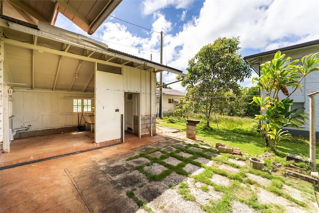 1305 Manua St, Wahiawa, HI 96786 - view of yard featuring a patio area