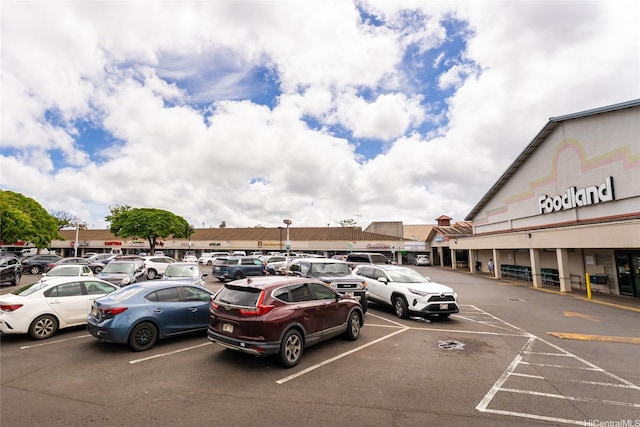 1305 Manua St, Wahiawa, HI 96786 - view of uncovered parking lot